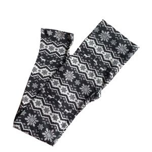 •NWOT• Holiday Print Soft Warm Black White Legging